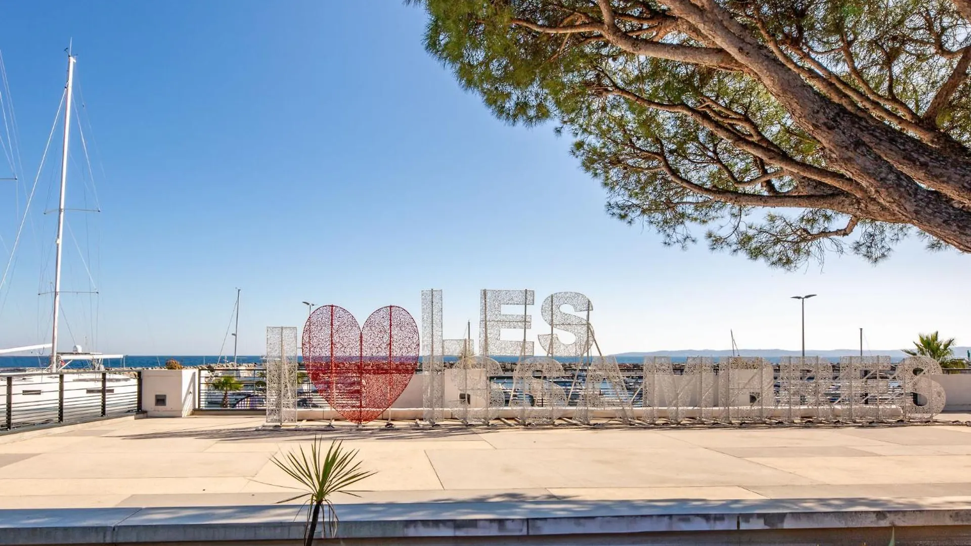 Holiday Home Pigeon Vole By Interhome Les Issambres